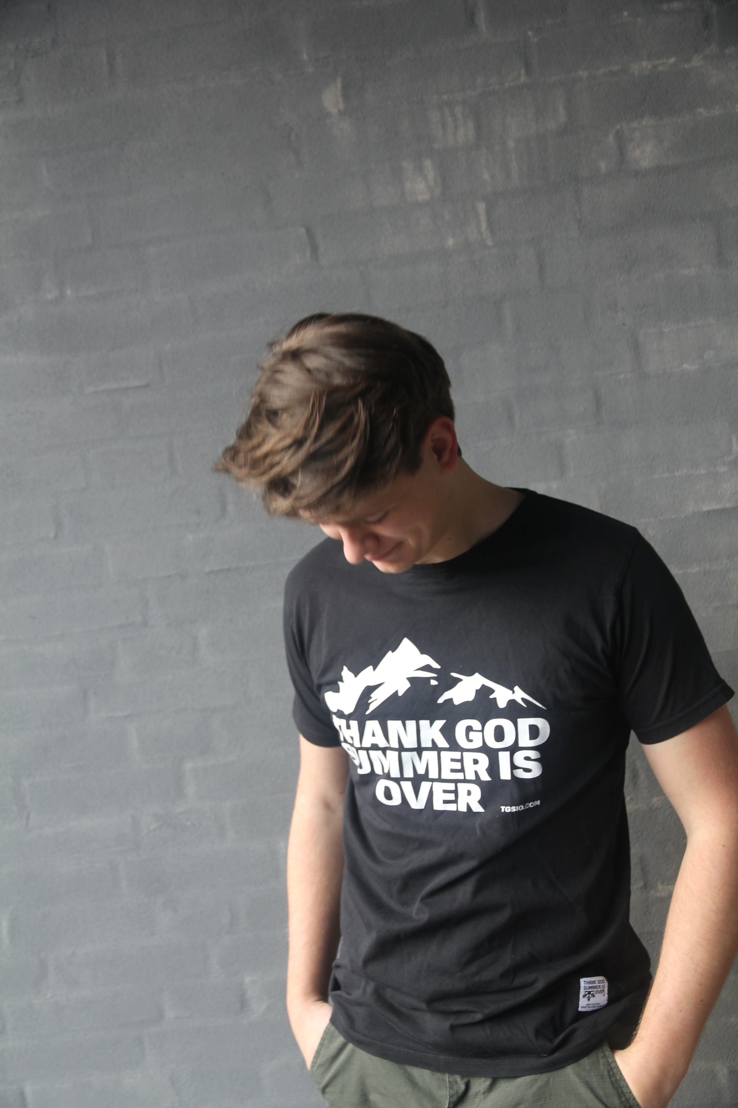 medium NEW MOUNTAIN T-SHIRT